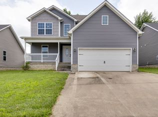 520 Sourwood Dr, Clarksville, TN 37042