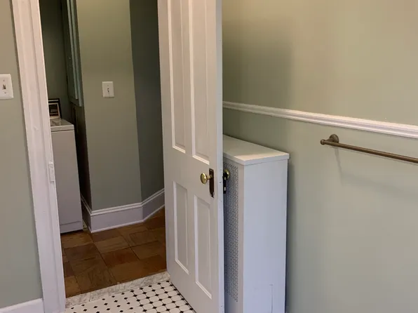 603 E 34th St, Baltimore, MD 21218