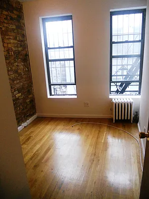 Rented by Sky Management | media 37