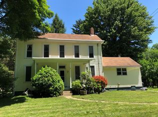 2077 Middle Creek Rd, Triadelphia, WV 26059