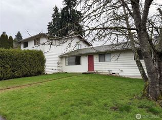 8209 NE 144th St, Kirkland, WA 98034