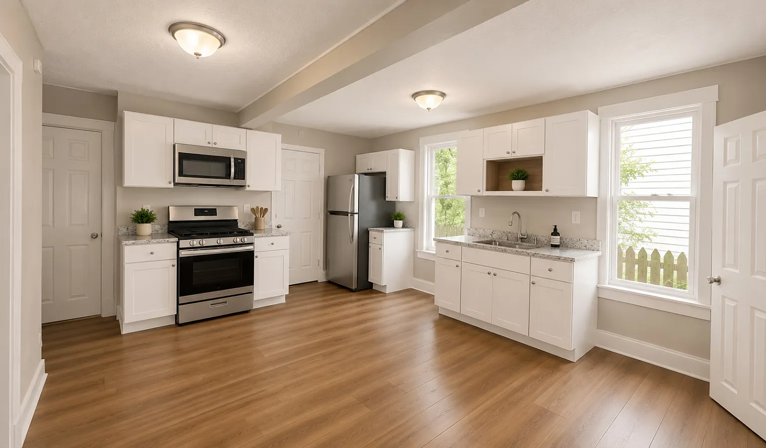 3 bed, 1055 sqft, $2,100 — Photo 1