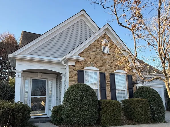 3911 Delfaire Trce, Cumming, GA 30040