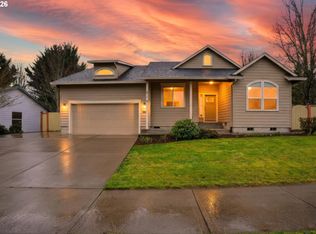 213 SW Blue Heron Ct, McMinnville, OR 97128