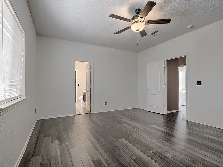 11571 Plautus Ct — Photo 23