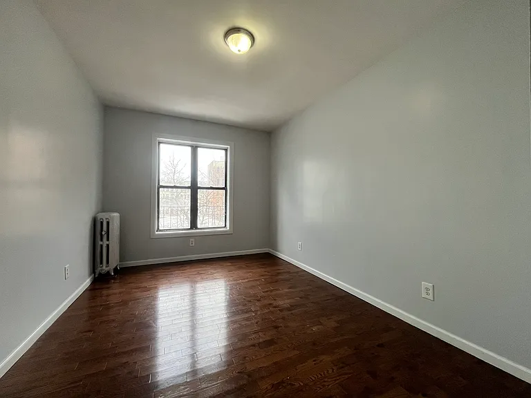 119 Post Ave #2D — Photo 3