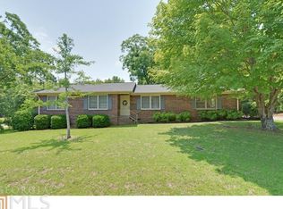 805 Fairview Ave, Hartwell, GA 30643
