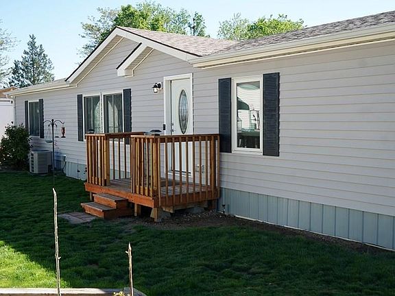 2nd image of 311 E Stewart Dr