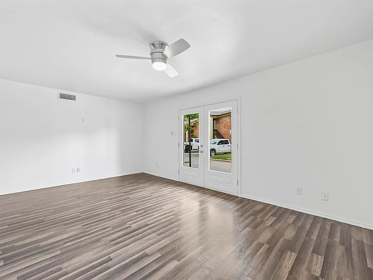 4002 Ridglea Country Club Dr #108 — Photo 19