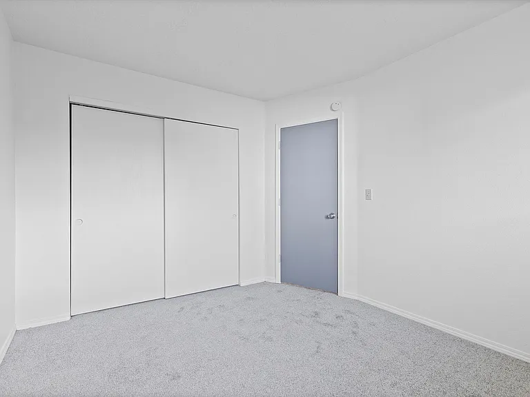 Powell Butte Townhomes — Photo 16