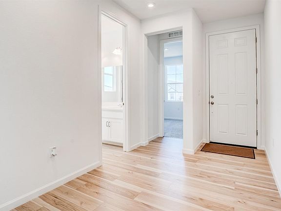 5th image of 4911 Rhubarb Court