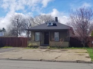 1016 S 10th Ave, Yakima, WA 98902