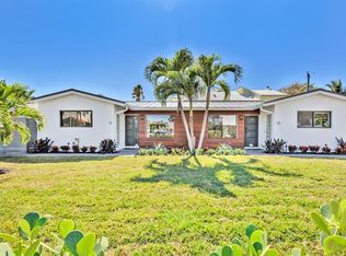 32 Hersey Dr, Boynton Beach, FL 33435