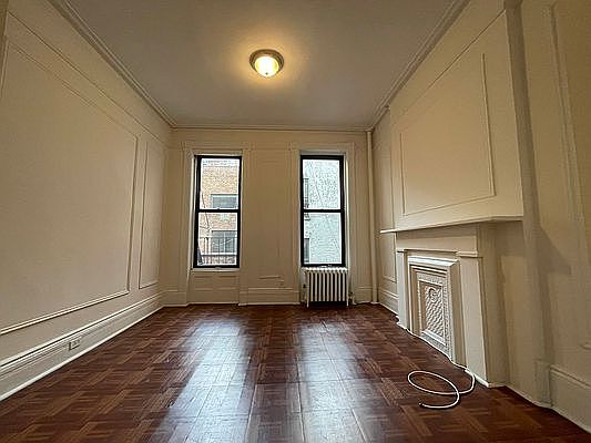 1st image of 219 E 85th St APT 4RE