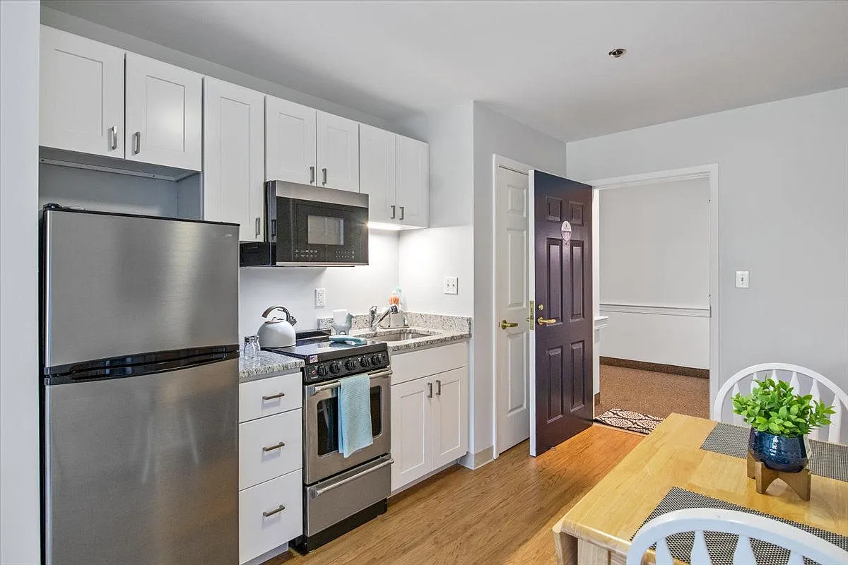 Serenity Apartments at Brewster — Photo 3