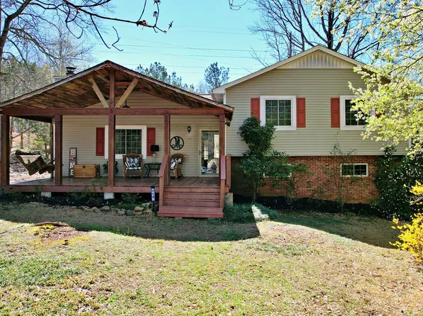 110 Cedar Creek Cir, Central, SC 29630