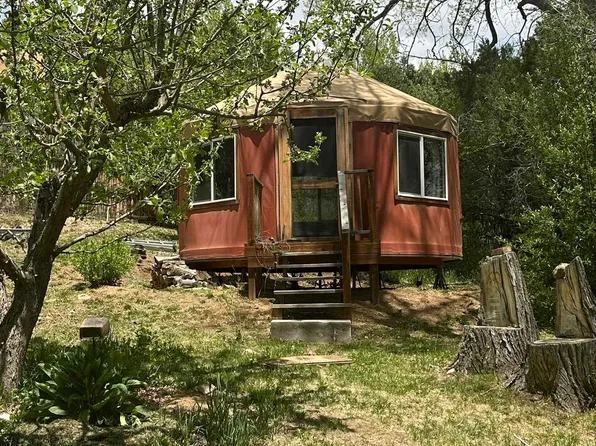 69 State Hwy #3, Taos, NM 87571
