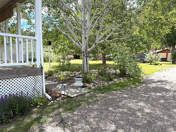 5th image of 29 River Dr