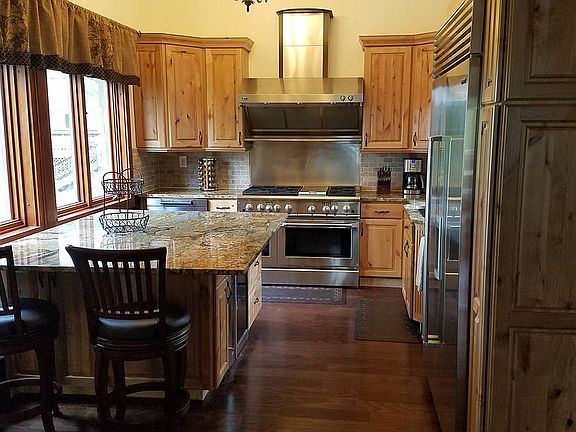 Gourmet Kitchen