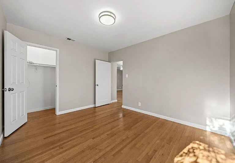 7105 Central Ave — Photo 16