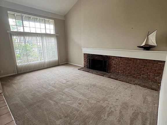 2nd image of 1233 Seafarer St