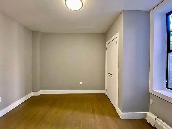 3rd image of 3660 Waldo Ave #1DD