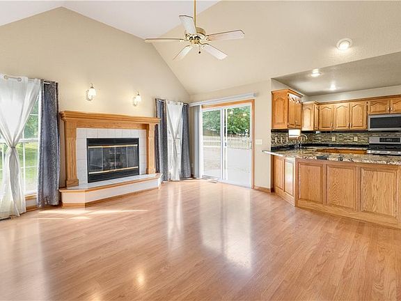 4th image of 4512 N Heatherwood Dr