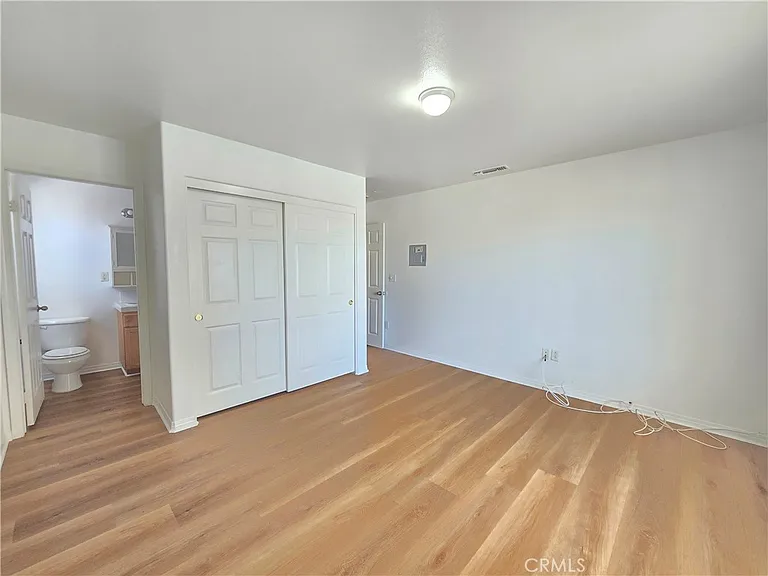 9300 Holly Ave #1 — Photo 12