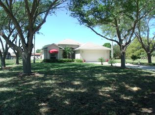 3211 N Tropical Trl, Merritt Island, FL 32953