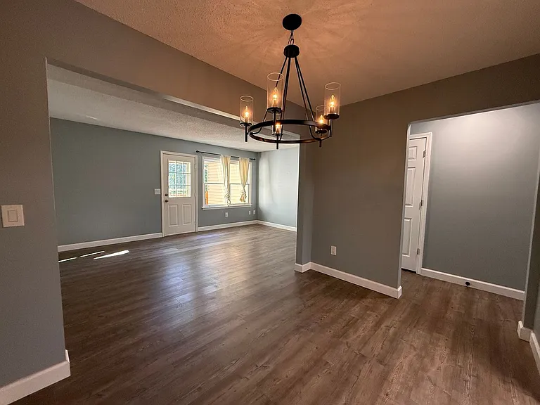 2039 Heritage Pl — Photo 12