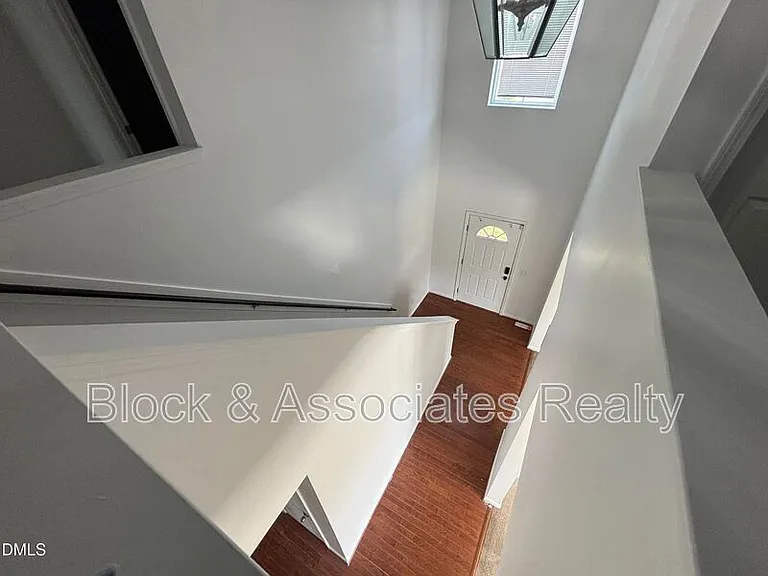 101 Red Bird Dr — Photo 25