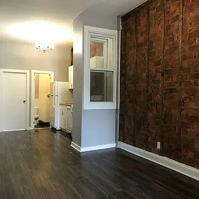 Rented by Nooklyn NYC LLC | media 36