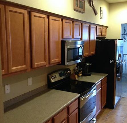 4th image of 2054 Carriage Ln #203