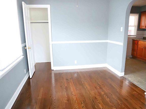 3rd image of 8309 Fairbanks Dr