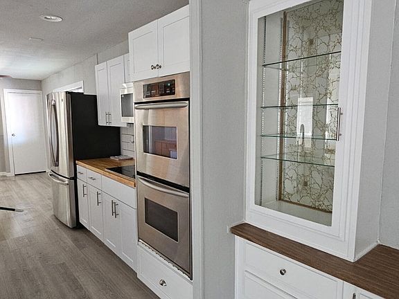 3rd image of 120 N Val Vista Drive #139