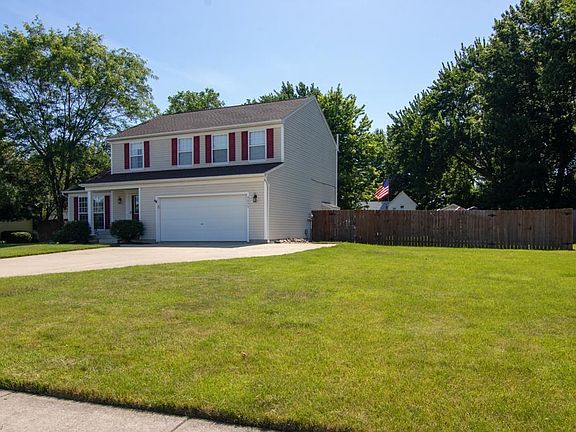 3rd image of 4395 Wheaton Dr