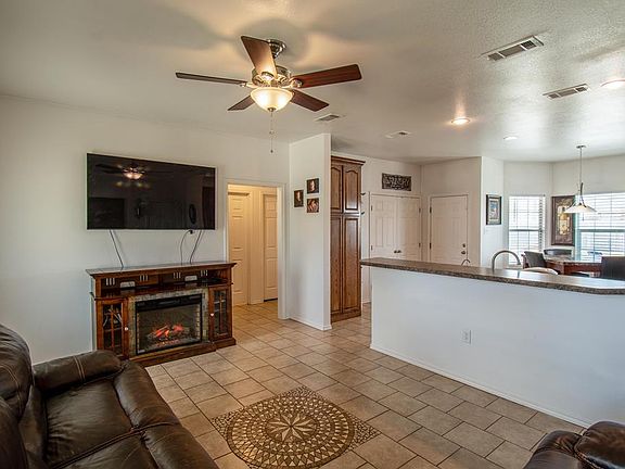 3rd image of 3406 Roosevelt Dr