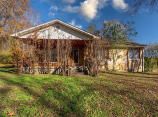 521 S 7th St, Thayer, MO 65791