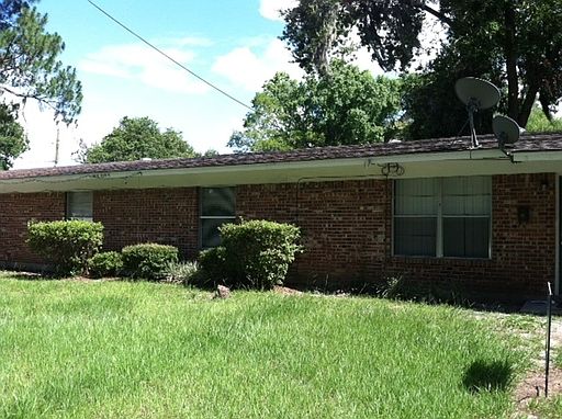 1st image of 356 SE Allen Pl #101