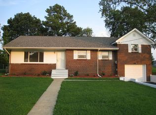 409 Tennessee Ave, Greenback, TN 37742