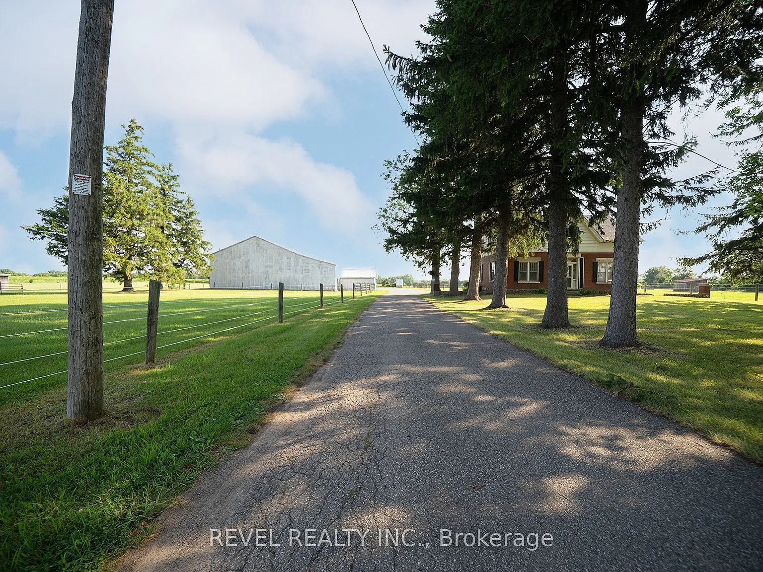 4 bed, $5,800 — Photo 3