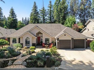 615 E Woodhaven Ln, Fresno, CA 93720