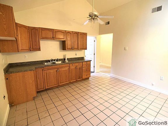 3rd image of 155 Park Ave #B