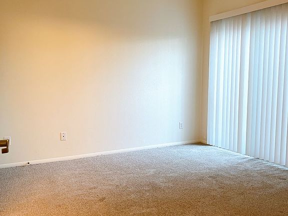 5th image of 930 Pacific Strand Pl #3108