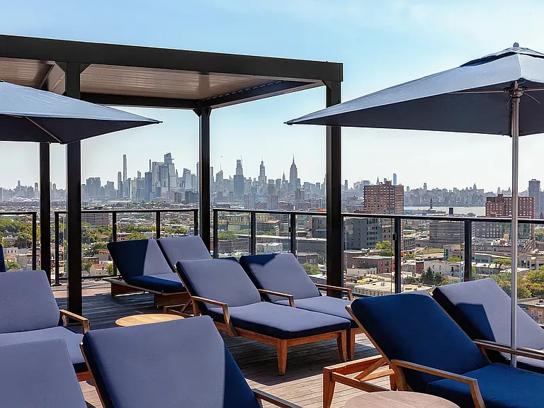 Overlook Flats — Photo 42