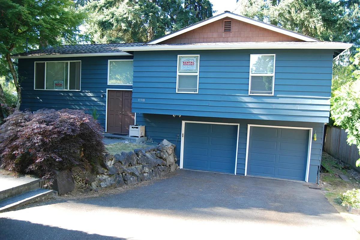 Building Photo - 13310 NE 74th St