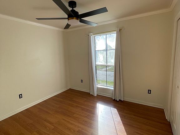 5th image of 38244 Mindi Ct
