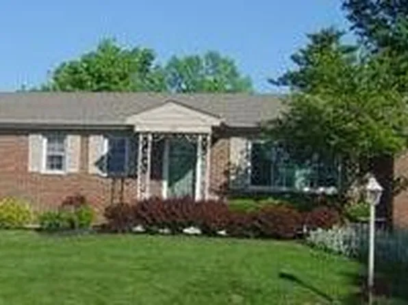 12 Marian Dr, Cold Spring, KY 41076