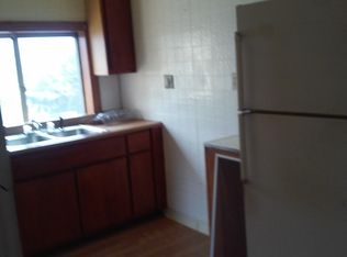432 Longfellow St #UPSTAIRS, Vandergrift, PA 15690