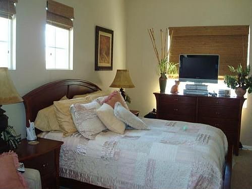 4th image of 10319 Thunder Peak St